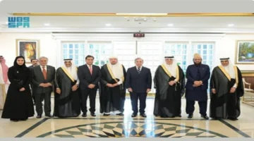 رئيس مجلس الشورى يبحث مع رئيس وزراء باكستان سبل تعزيز العلاقات الثنائية